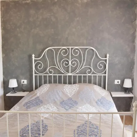 Holiday home Casa Nini - Cozy House With Sauna And Indoor Jacuzzi *