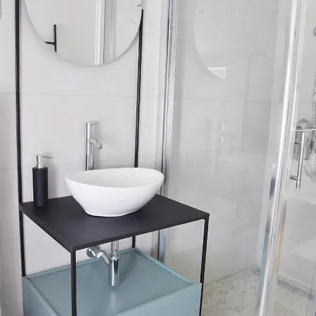 Holiday home Casa Nini - Cozy House With Sauna And Indoor Jacuzzi Sisan