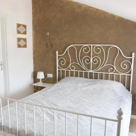Holiday home Casa Nini - Cozy House With Sauna And Indoor Jacuzzi Sisan