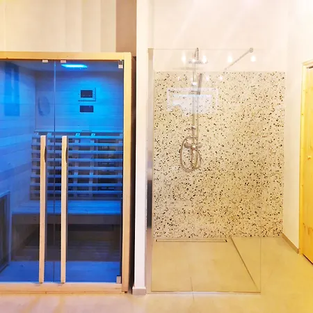 Holiday home Casa Nini - Cozy House With Sauna And Indoor Jacuzzi *